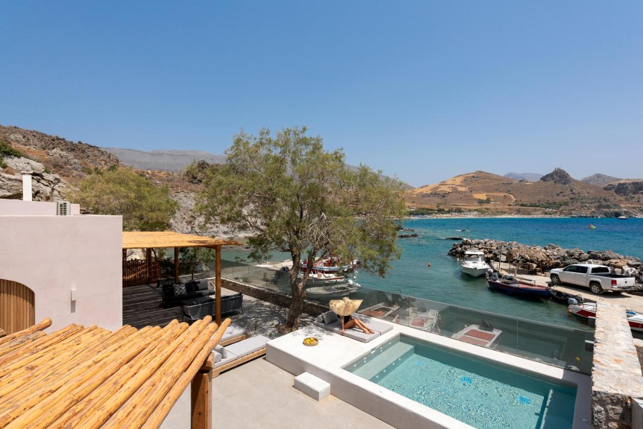 Isla Beach House, A Timeless Retreat, By Thinkvilla Damnoni Exterior photo