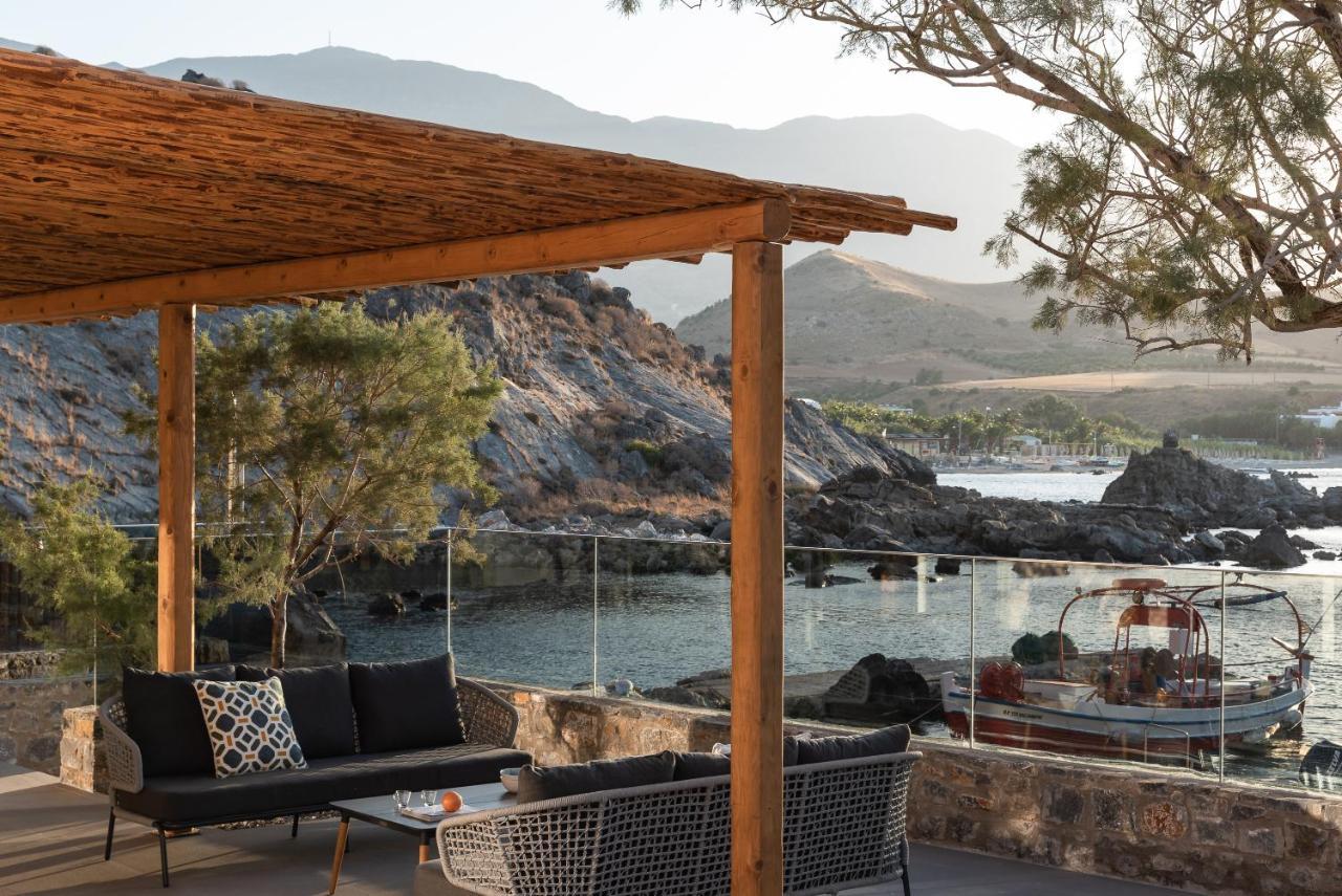 Isla Beach House, A Timeless Retreat, By Thinkvilla Damnoni Exterior photo